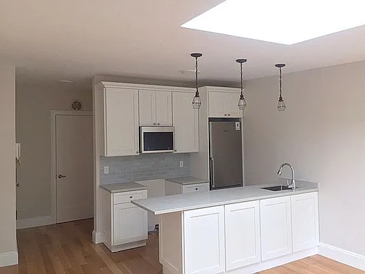 Sold by Roxann Realty LLC | media 6