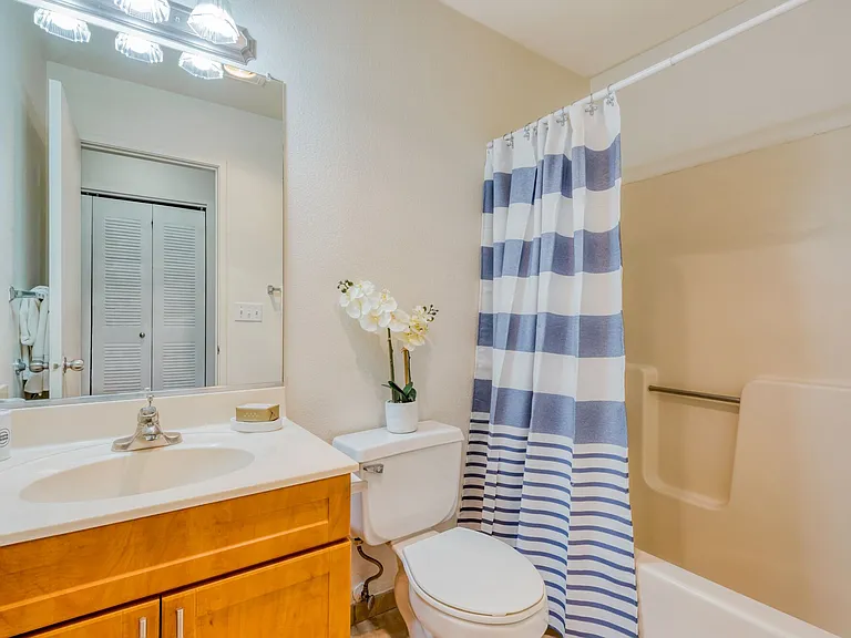 Andover Park Apartments — Photo 20