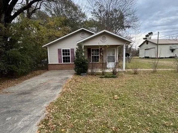 114 N Mill St, Monticello, AR 71655
