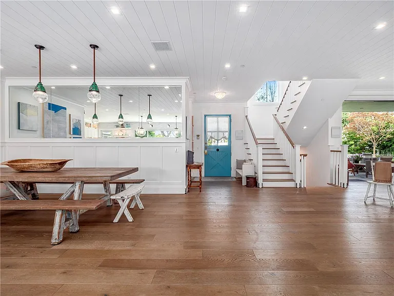 3403 Laurel Ave — Photo 3