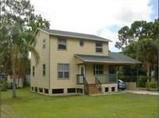 595 Sabal Palm Ct, Labelle, FL 33935