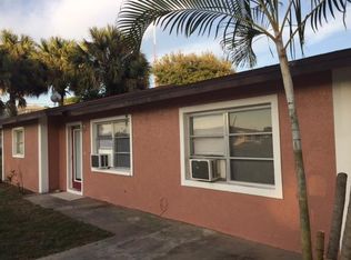2012 Queen St, North Fort Myers, FL 33917