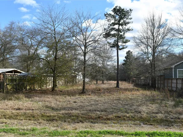 1061 Road 5005, Cleveland, TX 77327