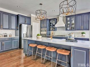 320 Hines Point Dr, Rolesville, NC 27571