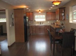 1166 N Lake St, Neenah, WI 54956
