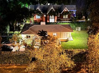 5450 Sunset Dr, Miami, FL 33143