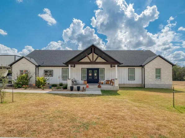 1901 E State Highway 21 #B, Paige, TX 78659