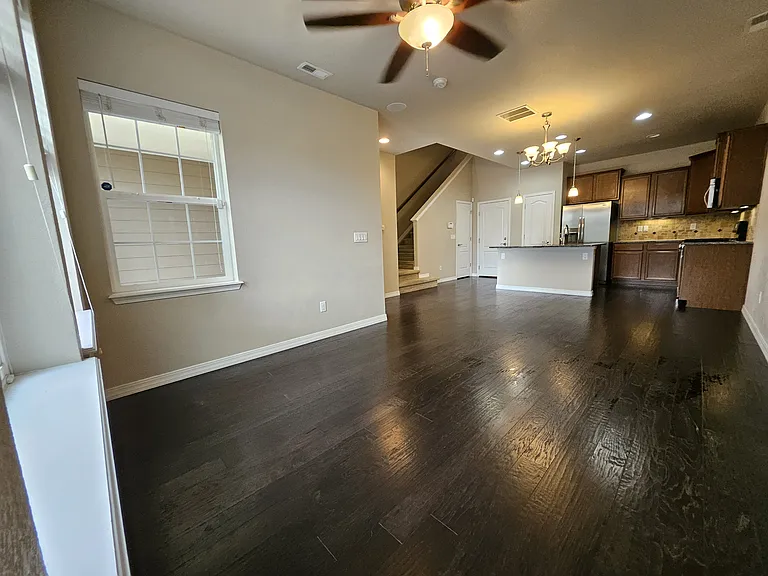 8817 Bella Flora Hts — Photo 5
