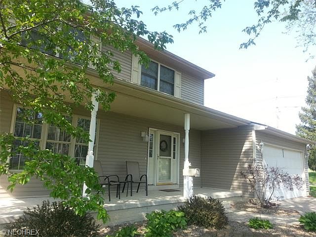 1st image of 571 Franklin Ave