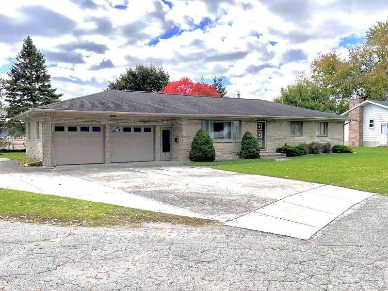 269 Weitzel Dr, Bad Axe, MI 48413 Zillow