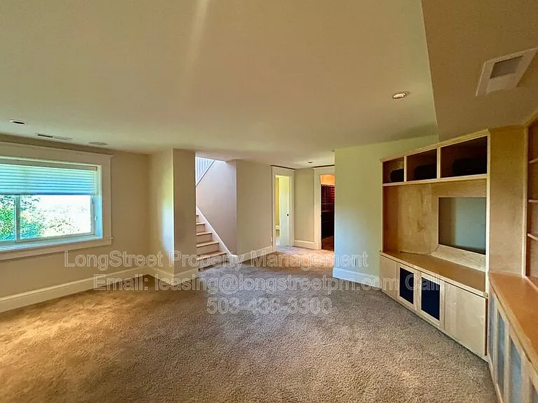 550 NW Alpine Ter — Photo 29