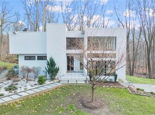 77 Chicken St, Wilton, CT 06897