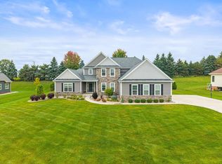 19750 Heron Pass, Brookfield, WI 53045