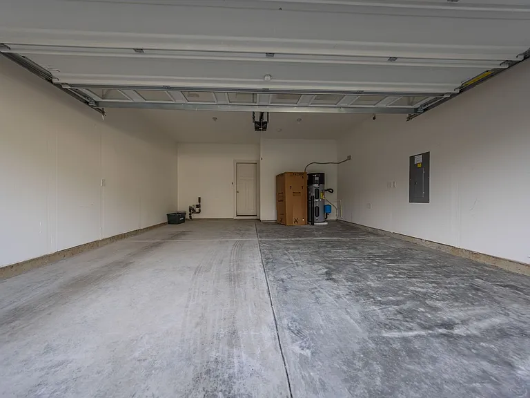 2333 S Brookside Pl — Photo 17
