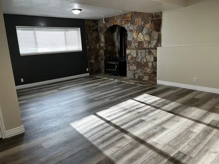 1442 N 900 W — Photo 22