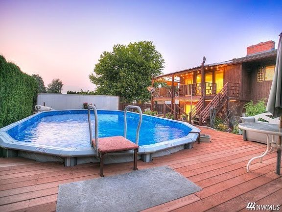 Pool during the summer