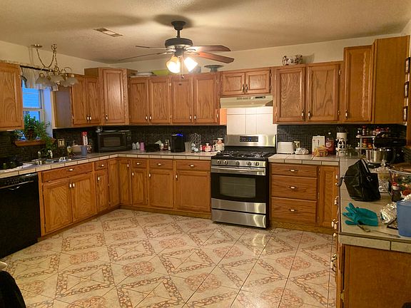 View from the entrance into the kitchen.