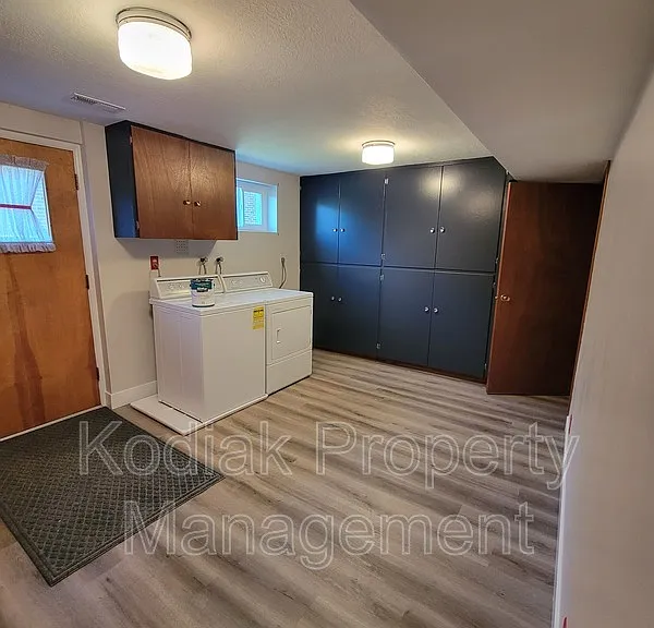 4099 S Madison Ave — Photo 26