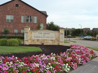 1943 Longmeadow Hill Dr, Irving, TX 75063