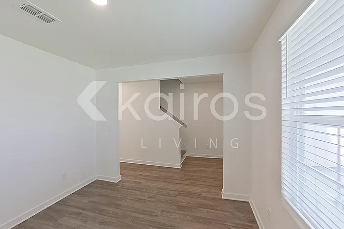 152 George Oxford Dr — Photo 3