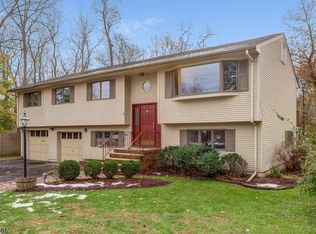 6 Henderson Rd, Chatham, NJ 07928