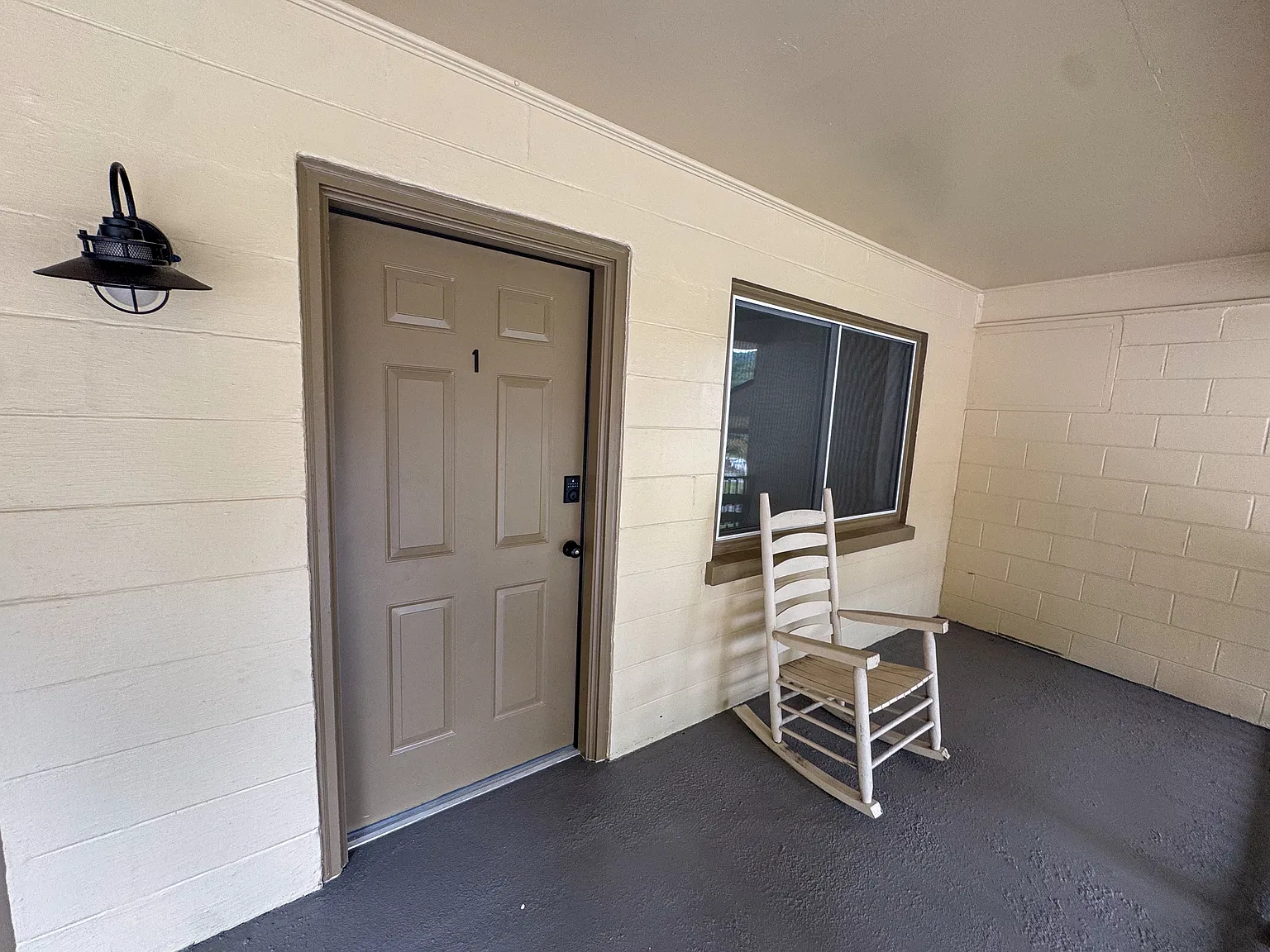 1595 Soco Road - 1 — Photo 1
