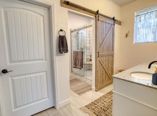 2228 Country Club Dr, Overgaard, AZ 85933