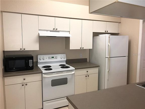4th image of 607 Eagle Pond Dr #607