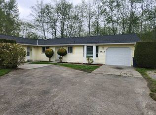 1522 N Waugh Rd, Mount Vernon, WA 98273