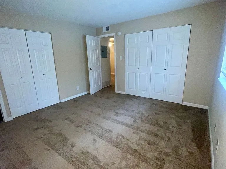The New Meridian Apartments — Photo 26