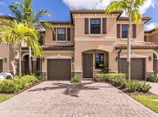 4996 Loebner Ter, Davie, FL 33314