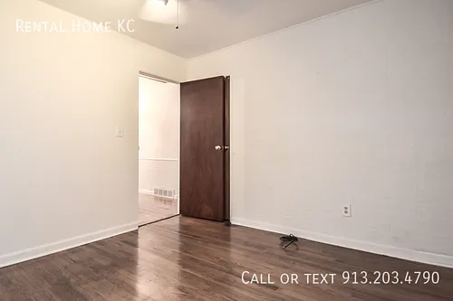 9010 W 101st St — Photo 15