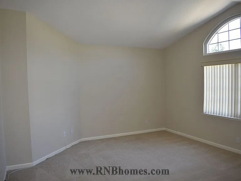 2400 Carr Ct — Photo 15
