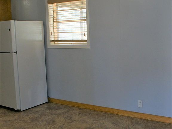 4th image of 204 Macburne Dr
