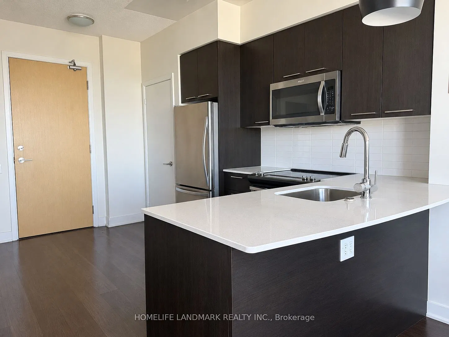 2 bed, $2,450 — Photo 2