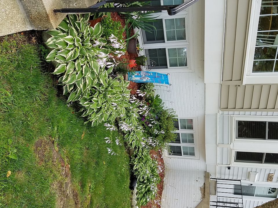 2nd image of 1461 Blockton Ct