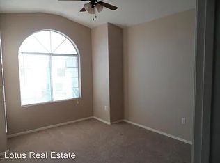 2110 E Saltsage Dr, Phoenix, AZ 85048