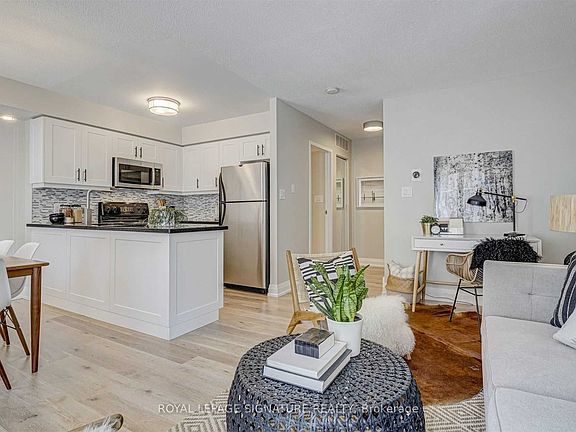 3rd image of 34 Western Battery Rd #434