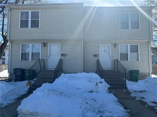 36 Bleachery Ct, Warwick, RI 02886