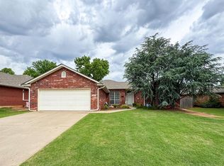 2800 Weymouth Way, Norman, OK 73071