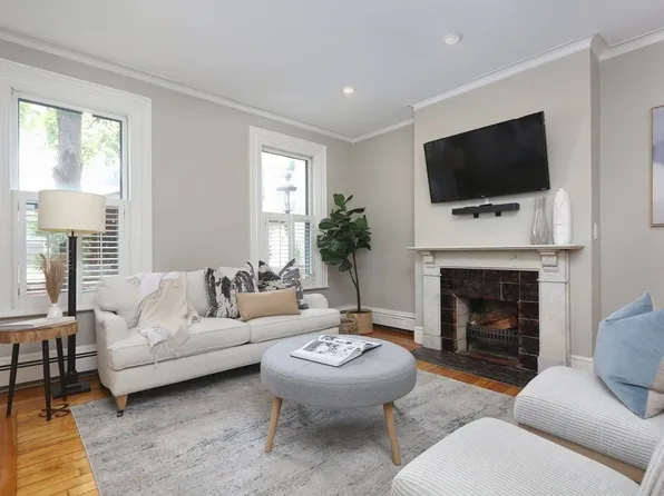 3 Cordis St #1, Charlestown, MA 02129