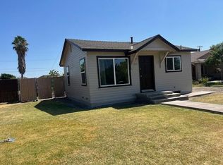 8656 11th St, San Joaquin, CA 93660