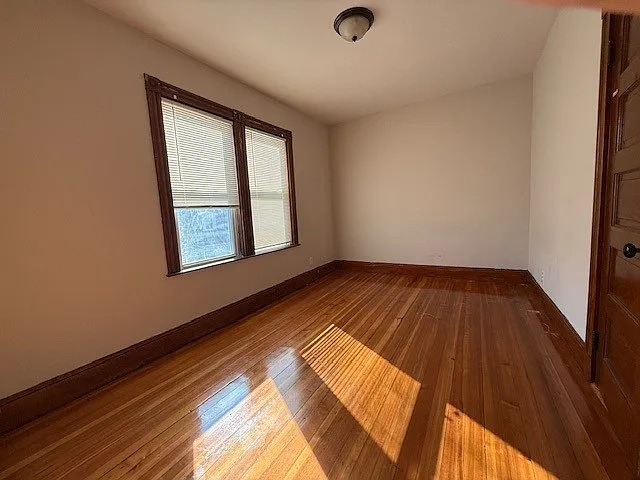 129 Pleasant St #3 — Photo 6