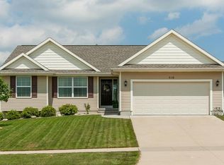 510 Saddleback Rd, Marion, IA 52302