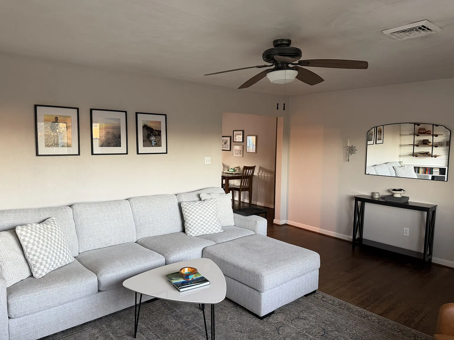 3 bed, 1270 sqft, $3,000 — Photo 3