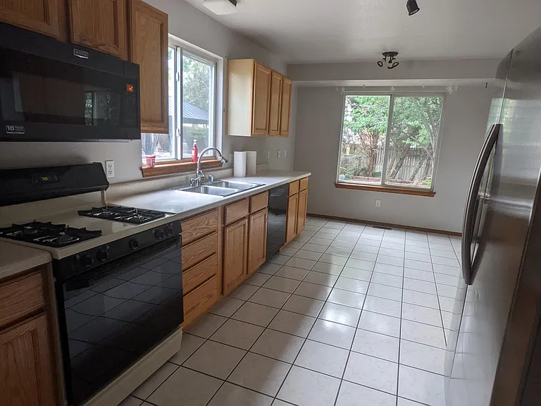 11345 Haswell Dr — Photo 14
