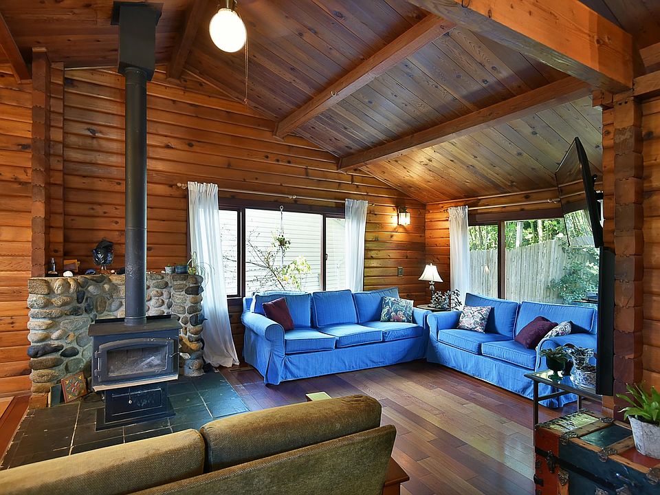 1st image of 611 Gower Point Rd