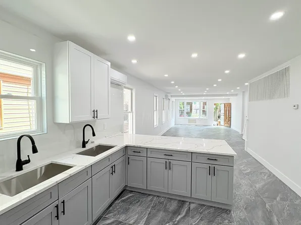 884 Brooklyn Avenue image 1 of 28