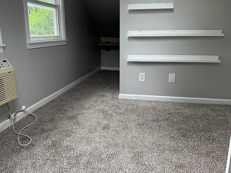 5444 Cedar St — Photo 11