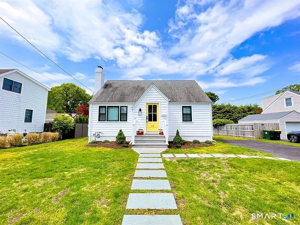 22 Oldfield Dr